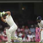 AUSvIND-australia-struggle-to-2366-in-sydney-test-cricket