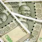 Paramakudi-railway-station-money-caught-police-inquiry