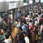 2-lakh-people-travel-in-Metro-train