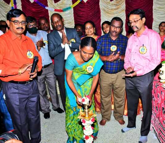 இராமநாதபுரம்: எல்.ஐ.சி. 66 வது ஆண்டு விழா