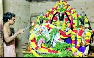 கும்பகோணம்: நாதன்கோயில் செண்பகவல்லி தாயார் சமேத ஜெகந் நாதபெருமாள் திருக்கோயிலில் புரட்டாசி சனிக்கிழமை 4 வார சிறப்பு பூஜை