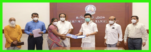 For 15 heirs of the late artists of Chief Minister MK Stalin, Rs. Issued a check for a scholarship of 25 thousand.