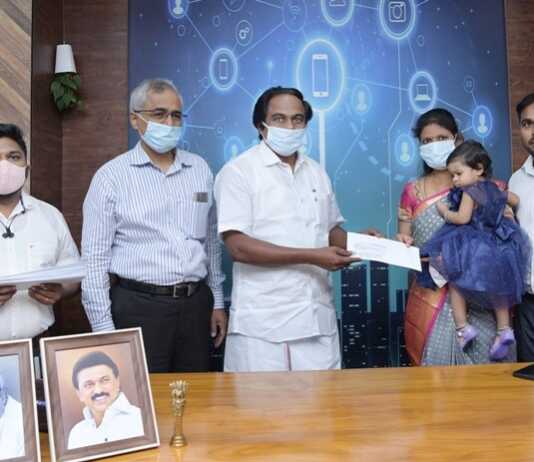தமிழ்நாடு அரசு கேபிள் டிவி நிறுவனத்தின் கீழ் தனியார் பிரவுசிங் சென்டர்கள் … 36 நபர்களுக்கு, இ-சேவை மையங்கள் தொடங்க ஆணைகளை அமைச்சர் த.மனோ தங்கராஜ் வழங்கினார்