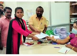 கும்பகோணம் மாநகராட்சி தேர்தலில் 23 வது வார்டு உறுப்பினர் பதவிக்கு போட்டியிடும் அதிமுக சார்பில் களம் காணும் கல்லூரி மாணவி மோனிகா