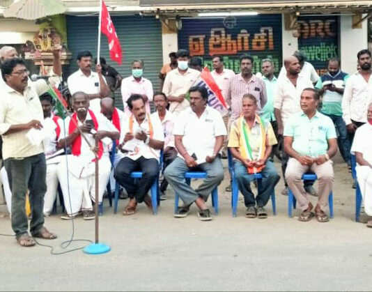 அனைத்து மத்திய தொழிற் சங்கங்களின் அகில இந்திய இரண்டு நாள் பொது வேலை நிறுத்தம் : விளக்க தெருமுனைக் கூட்டம் மீஞ்சூரில் நடைப்பெற்றது …