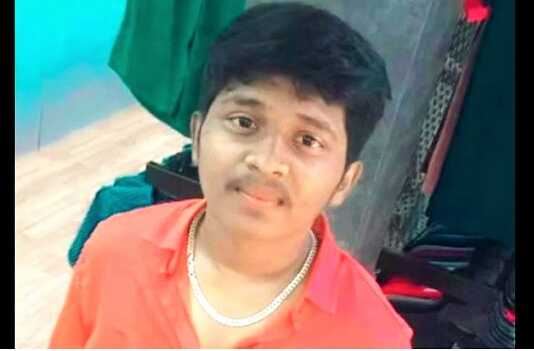 தாய் திட்டியதால் கல்லூரி மாணவன் வீட்டில் தூக்கிட்டு தற்கொலை : சுவாமிமலை காவல் நிலைய போலீசார் விசாரணை…