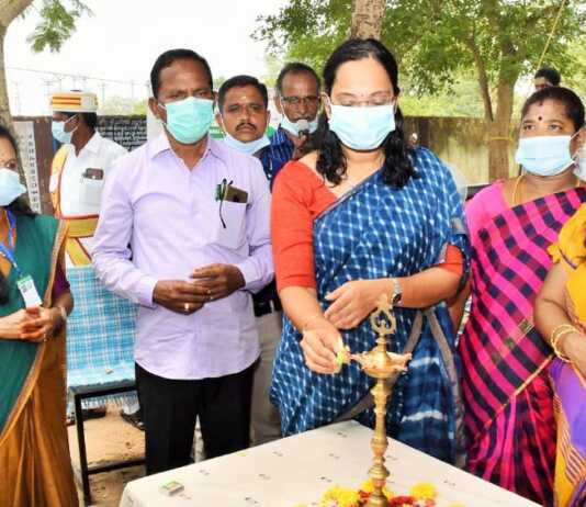 களியனூர் அரசு நடுநிலைப் பள்ளியில், பள்ளி மேலாண்மைக்குழு : காஞ்சிபுரம் மாவட்ட ஆட்சித்தலைவர் துவக்கி வைத்து பெற்றோர் மற்றும் மாணவர்களிடையே பேருரை ..