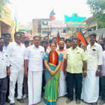 Mayor of Kanchipuram Corporation who went door to door to thank the people who voted-3 (2)