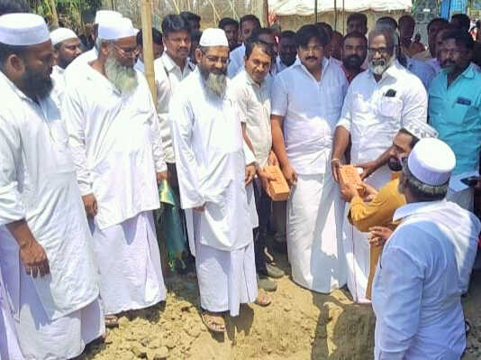 பொன்னேரி : மாபூஸ்கான்பேட்டையில் புதிய மசூதிக்கான அடிக்கல் நாட்டு விழா : பொன்னேரி மற்றும் வேளச்சேரி எம்.எல்.ஏ க்கள் பங்கேற்பு ..