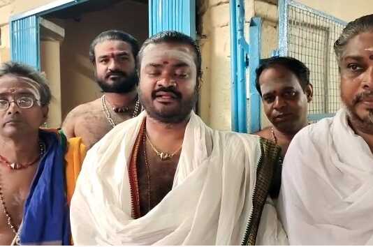 ராகு லட்சார்ச்சனை விழா – திருநாகேஸ்வரம் ஸ்ரீநாகநாதசுவாமி திருக்கோவிலில் ராகுப்பெயர்ச்சியை முன்னிட்டு தொடங்கியது ..