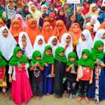 Tamil Nadu Tawheed Jamaat protests in Avadi on behalf of Tiruvallur West District – Women and children wearing tricolor hijabs waving the national flag-3 (2)