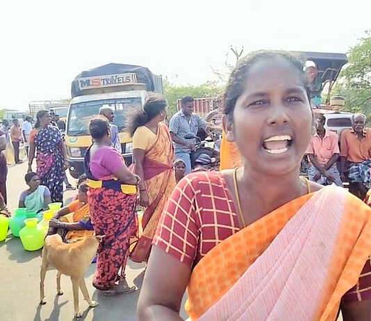 காலிக்குடங்களுடன் பெண்கள் சாலைமறியல் : ஆண்டார்மடம் கிராமத்தில் ஐந்து நாட்களாக குடிநீர் வழங்கப்படததால் கண்டன முழக்கம் …