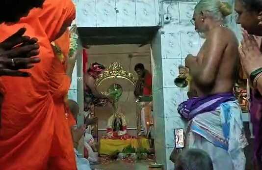 மஞ்சக்குடியில் நடைப்பெற்ற கோகநதநாயகி சமேத கைலாசநாதர் திருக்கோயில் கும்பாபிஷேக விழா : திரளான பக்கதர்கள் பங்கேற்று தெய்வத்தை வழிப்பட்டனர்
