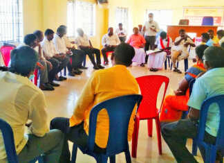 மீஞ்சூர் ஒன்றியத்தில் நடைப்பெற்ற, ஊராட்சிமன்ற தலைவர்கள் சங்க ஆலோசனை கூட்டம் : கூட்டத்தில் பல்வேறு தீர்மானங்கள் நிறைவேற்றம்