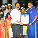 The Collector of Tiruvallur District presented certificates of appreciation to the volunteers who participated in the awareness march on plastic elimination-3 (2)