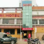 Customer complains that spoiled meat was served at a popular restaurant on the East Coast – Food Safety Department officials inspect the meat-2 (2)