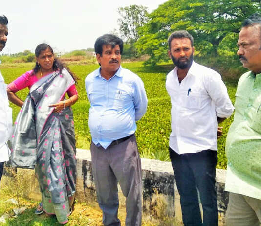 மீஞ்சூர் பேரூராட்சியின் சார்பில் அப்பகுதியில் நடைப்பெற்று வரும் வளர்ச்சிப் பணிகள் குறித்து மாவட்ட உதவி இயக்குனர் ஆய்வு …
