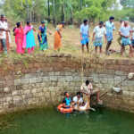 Point deer that fell into a farm well in Karamedu village – Firefighters rescued and released into the forest after a long struggle-1 (2)
