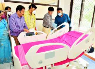 திருச்சி மகாத்மா காந்தி நினைவு அரசு மருத்துவமனை தீவிர அவசர சிகிச்சைப் பிரிவில் அமைக்கப்பட்டு வரும் தலா ரூ.2.90 லட்சம் மதிப்பிலான 32 படுக்கைகள் ..