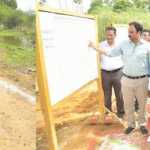 The Hon’ble Minister of Milk & Dairy Development Minister and the District Collector inaugurate the Bridge Construction Work in Karunagaracheri, Poonamallee Block.- 22-05-2022-3 (2)
