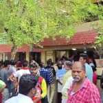 Wife, daughter, son strangled to death and then committed suicide by beheading a young man-1 (2)