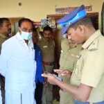 Wife, daughter, son strangled to death and then committed suicide by beheading a young man-3 (2)
