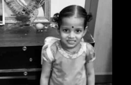 கும்பகோணம் : அடுக்குமாடி குடியிருப்பு கட்டத்தில் இருந்து 4 வயதுக் குழந்தை தவறி விழுந்து சிகிச்சை பலனின்றி மரணம் ..