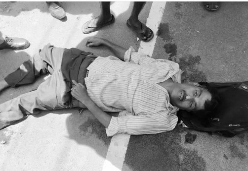 Kumbakonam A two-wheeler collided with a pedestrian near the Tennur Regional Transport Office, killing him-pic (2)