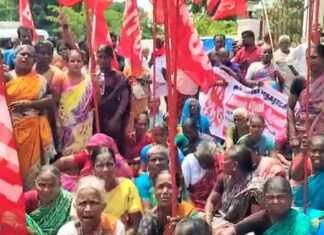 சாலையோர கடை நாள் வாடகை உயர்வை கண்டித்து கும்பகோணம் மாநகராட்சியை நூற்றுக்கும் மேற்பட்ட சிறு வியாபாரிகள் முற்றுகையிட்டு போராட்டம்..