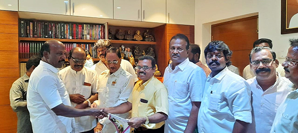 Tamil Nadu Press, Media Reporters Union 24th Anniversary Celebration Founder & Head of State Dr. M. Sivathamizhavan personally invites Hon'ble Minister Ma Subramaniam-1 (2)