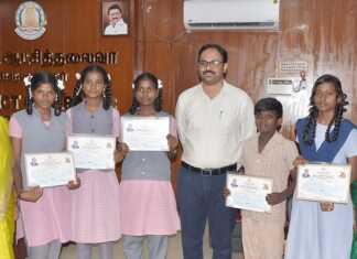 திருவள்ளூர் : பள்ளிக் கல்லூரி மாணவர்களுக்கான பேச்சுப்போட்டியில் வெற்றிப்பெற்ற மாணாக்கர்களுக்கு பாராட்டுச் சான்றிதழ் மற்றும் காசோலை வழங்கும் விழா : மாவட்ட ஆட்சியர் டாக்டர் ஆல்பி ஜான் வர்கீஸ் வழங்கினார் ..