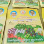 A ceremony to distribute seeds to farmers was held in Athipattu Panchayat to grow natural vegetable food-1 (2)