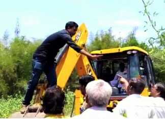 நன்னிலம் அருகேவுள்ள வேலங்குடி கிராமக்குளம் தூர்வாருவது தொடர்பாக திமுக, நாம்தமிழர் கட்சியினரிடையே கடும் வாக்குவாதம் ..