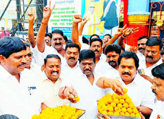 பொன்னேரியில் அதிமுகவின் இடைக்கால பொதுச்செயலாளர் எடப்பாடி கே. பழனிச்சாமிக்கு பாராட்டுத் தெரிவிக்கும் விழா ..