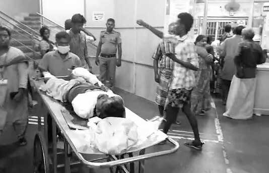 கும்பகோணம் : திருக்கோடிக்காவலில் முன் பகையால் வாலிபருக்கு அருவாள் வெட்டு : ஐந்து பேரை கைது செய்து போலீசார் விசாரணை ..