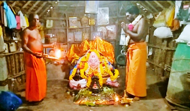 Tiruvallur Unit punching ceremony for 108 devotees of Thiruthani walk held at Srimuthumariamman temple in Thiruvellavai-3 (2)