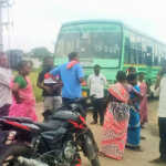 Govt schoolgirl falls from bus and breaks tooth – furious villagers seize bus-2 (2)