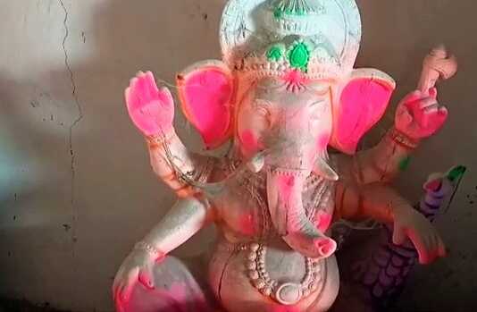 விநாயகர் சதுர்த்தியை முன்னிட்டு சின்ன காஞ்சிபுரத்தில் சூடு பிடிக்கும் விதவிதாமன விநாயகர் சிலை தயாரிக்கும் பணி ..