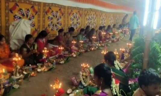 புளிச்சக்காடி கிராமத்தில் உள்ள ஸ்ரீ வீர மாகாளியம்மன் ஆலயத்தில் வெகு சிறப்பாக நடைப்பெற்ற ஆறாம் ஆண்டு திருவிளக்கு பூஜை ..