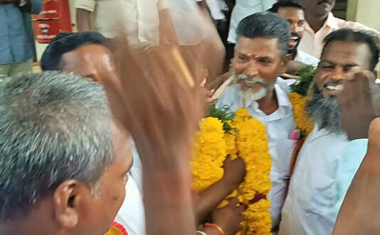 திருவாரூரில் நடைப்பெற்ற தமிழ்நாடு அரசுத்துறை ஊர்தி ஓட்டுனர் சங்க மாவட்ட அளவிலான தேர்தல் : முழுமையான அளவில் வன்னியநாதன் அணி வெற்றி