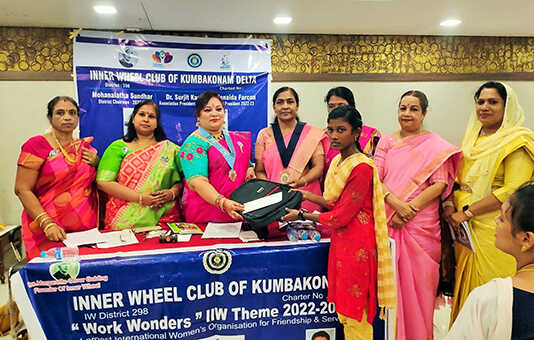 கும்பகோணத்தில் நடைப்பெற்ற டெல்டா இன்னர் வீல் கிளப் புதிய நிர்வாகிகள் பொறுப்பேற்கும் நிகழ்ச்சி ..