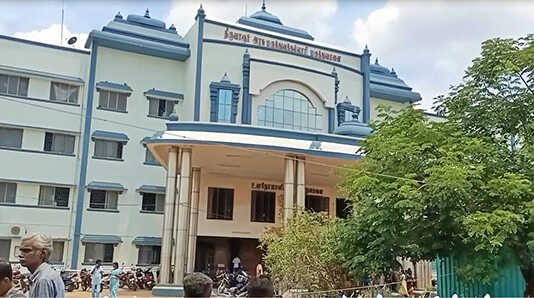 பள்ளி மாணவன் உட்பட இருவருக்கு பன்றிக் காய்ச்சல் உறுதி : பள்ளி மற்றும் கிராமங்களில் மருத்துவ முகாம் அமைத்திட திருவாரூர் மாவட்ட ஆட்சியர் உத்தரவு !