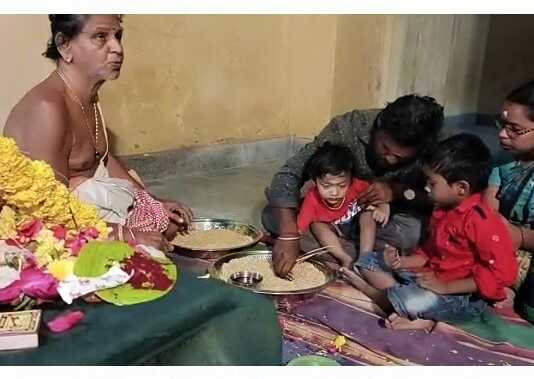 திருவாரூரில் தருமை ஆதினம் ஆசியோடு இந்து ஆலய பாதுகாப்பு இயக்கம் சார்பில் நடைப்பெற்ற அக்ஷராப்யாஷம் எனும் வித்யாரம்பம் நிகழ்ச்சி ..