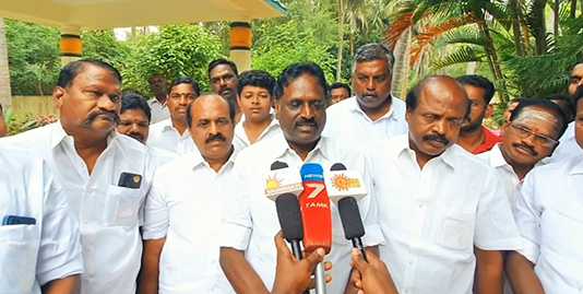 தமிழக விவசாயிகளுக்கு, பொற்கால ஆட்சியை வழங்கி வருகிறார் தமிழ்நாடு முதலமைச்சர் : தமிழக அரசின் டெல்லி சிறப்பு பிரதிநிதி ஏ.கே.எஸ். விஜயன் …