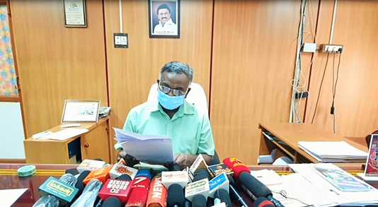 திருவாரூர் மருத்துவக்கல்லூரியில் சுயநினைவு இழந்த குழந்தை குறித்து மருத்துவ கல்லூரி முதல்வர் செய்தியாளர்களுக்கு அளித்த பேட்டி..