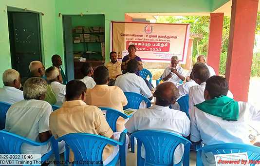 தொண்டாரம்பட்டு கிராமத்தில் சாக்கோட்டையன் உழவர் பயிற்சி நிலையம் சார்பில் நடைப்பெற்ற விவசாயிகளுக்கான கிராம பயிற்சி