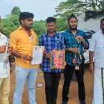 A demand slogan demonstration held by the Hindu People’s Party Hanuman Sena in Kumbakonam demanding a holiday for the bar-p2 (2)