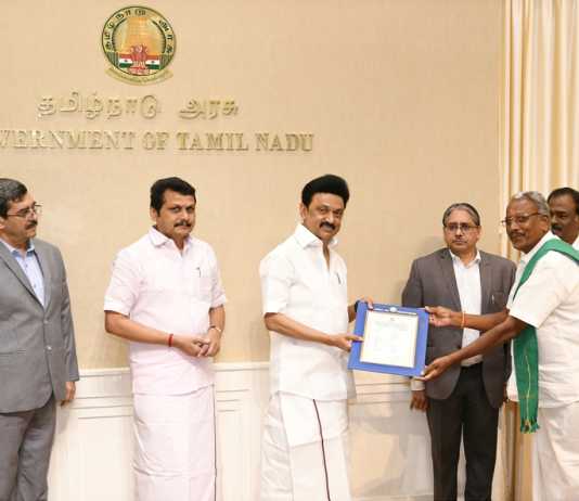 விவசாயிகளுக்கு இலவச மின்சாரம் வழங்கிடும் திட்டத்தின் கீழ் … ஐம்பாதாயிரமாவது பயனாளிக்கு, மின் இணைப்புக்கான ஆணையை வழங்கிய தமிழ்நாடு முதலமைச்சர் மு.க.ஸ்டாலின் …