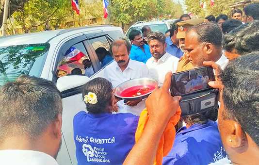 மீஞ்சூர் பகுதியில் நடைப்பெற்ற புரட்சிப்பாரதம் கட்சியின் துப்பரவு பணியாளர் தொழிற்சங்க பெயர் பலகை திறப்பு மற்றும் கொடியேற்று விழா …