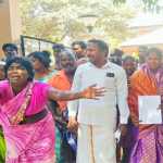 Relatives complain of youth’s death due to wrong treatment given at private hospital